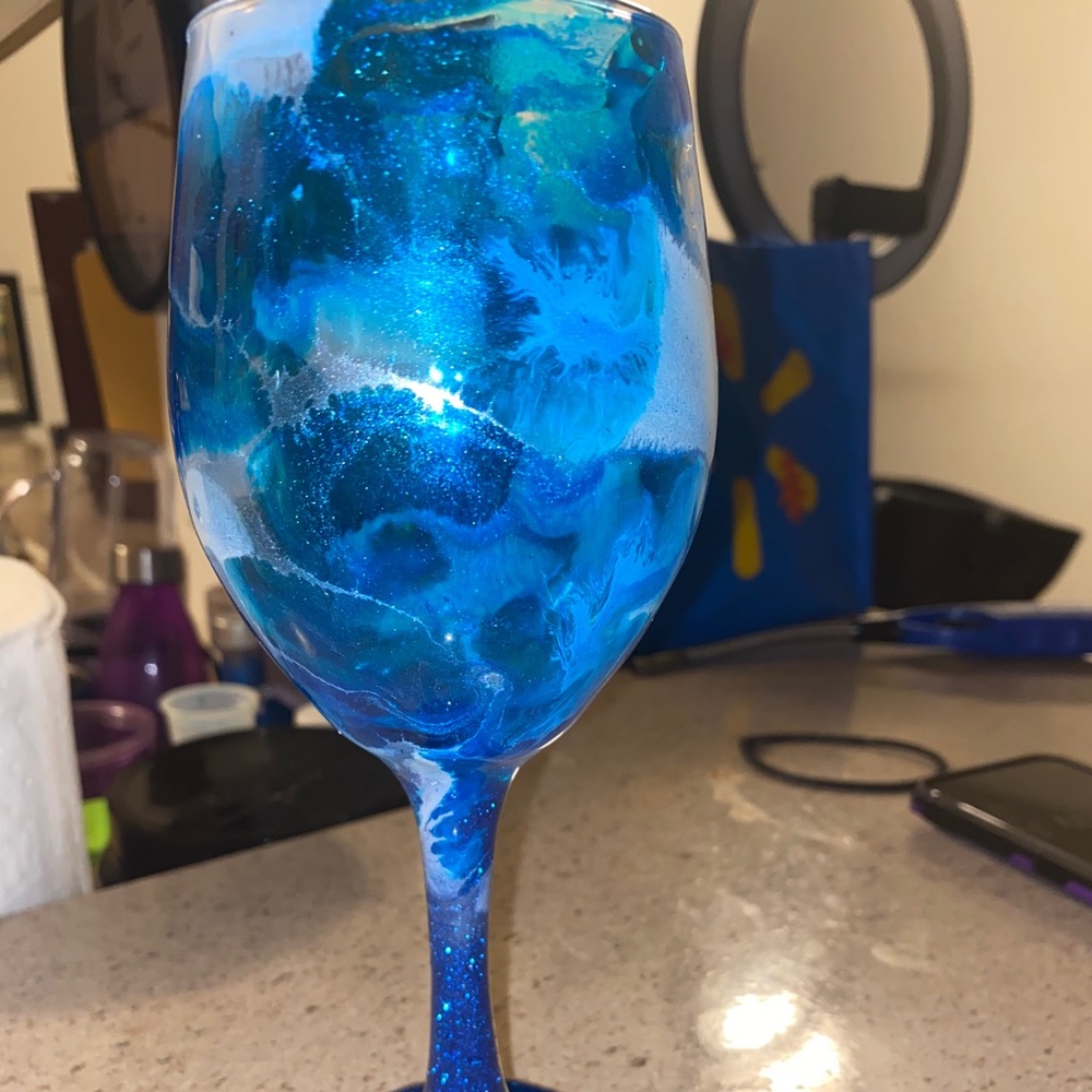 Customized Christmas wine glass
